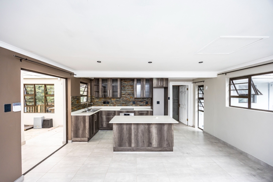 4 Bedroom Property for Sale in Baysville Eastern Cape